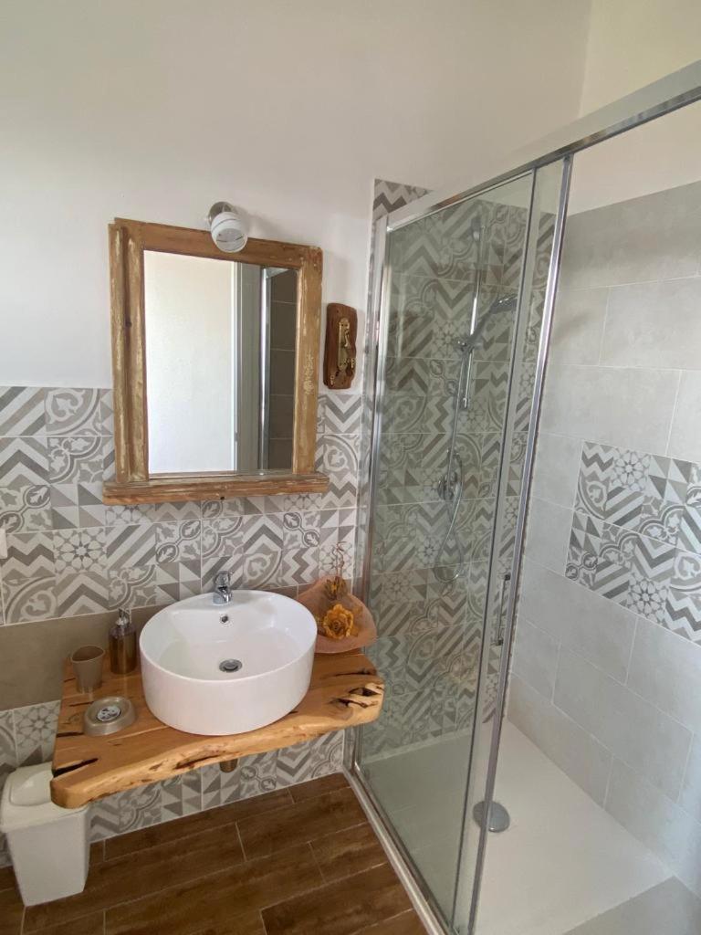 Bed and Breakfast Steddueoro Баунеї Номер фото